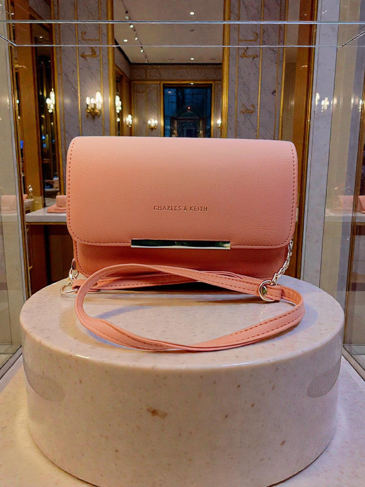 VIB - 002  ( Peach Handbag )